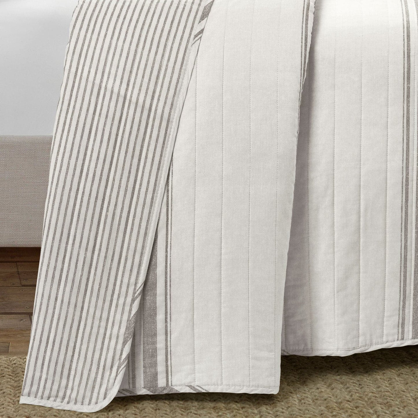Farmhouse Stripe Reversible Cotton Quilt Black 2Pc Set Twin-Xl