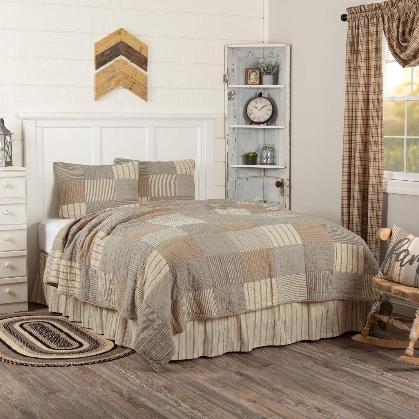 Sawyer Mill Patchwork Chambray Cotton Farmhouse Bedding Pre-Washed Square Sham Queen Quilt Set, Twin, Charcoal Grey