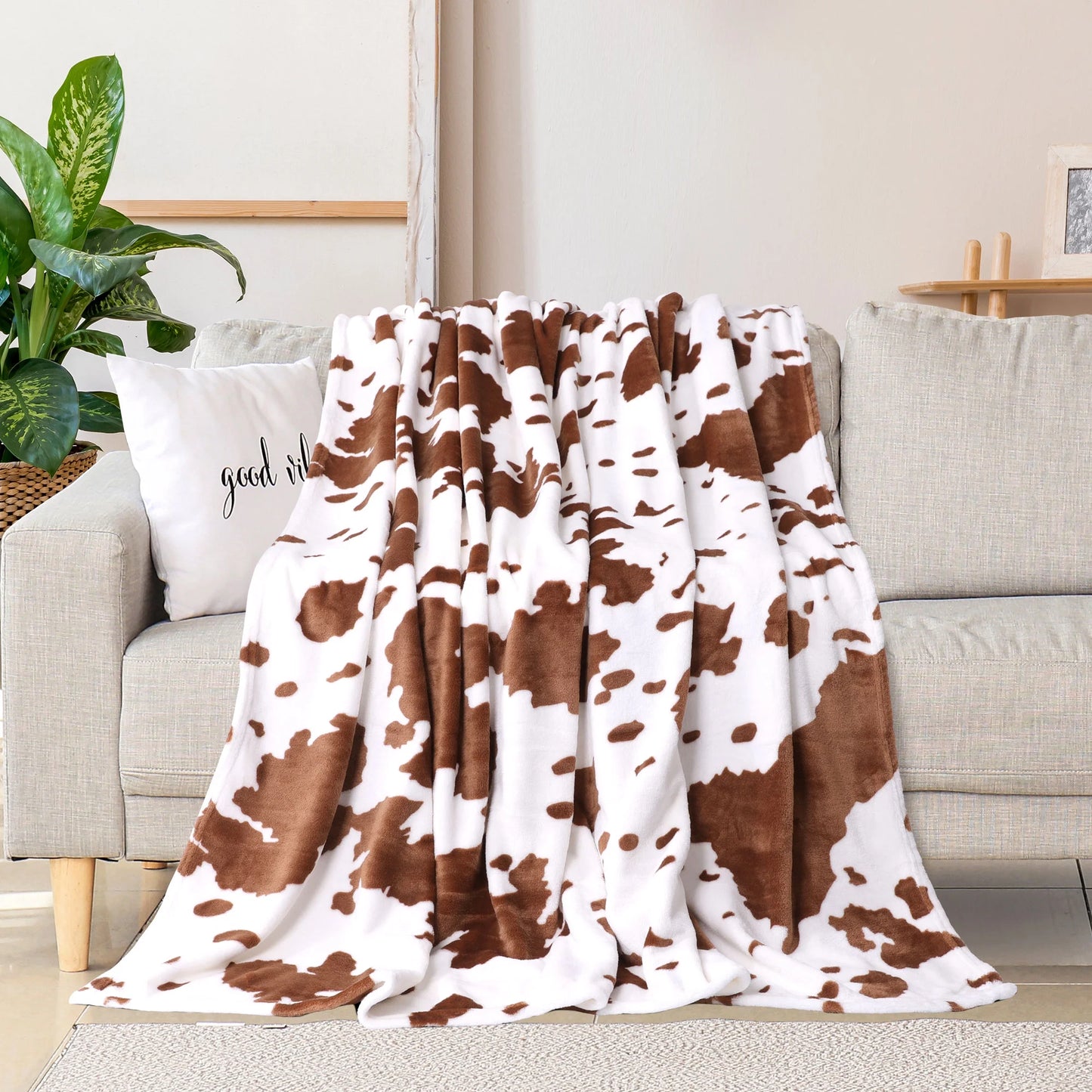 Cow Printed Soft 300GSM Flannel Throw Blanket Sofa Bed Brown 59" X 79"