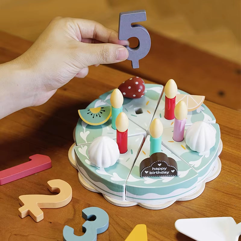 Kids Gifts Fashion Pretend Play Cutting Wooden Simulation Cream Strawberry Birthday Cake Toy with Candles Early Education