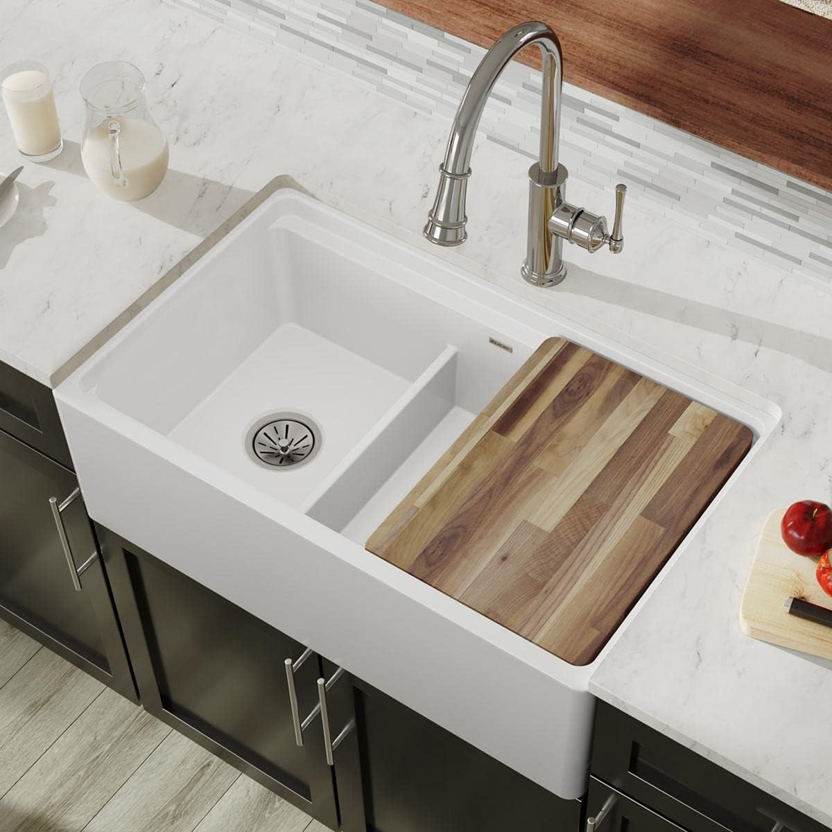 SWUF3320WH Fireclay 60/40 Double Bowl Farmhouse Sink with Aqua Divide, White