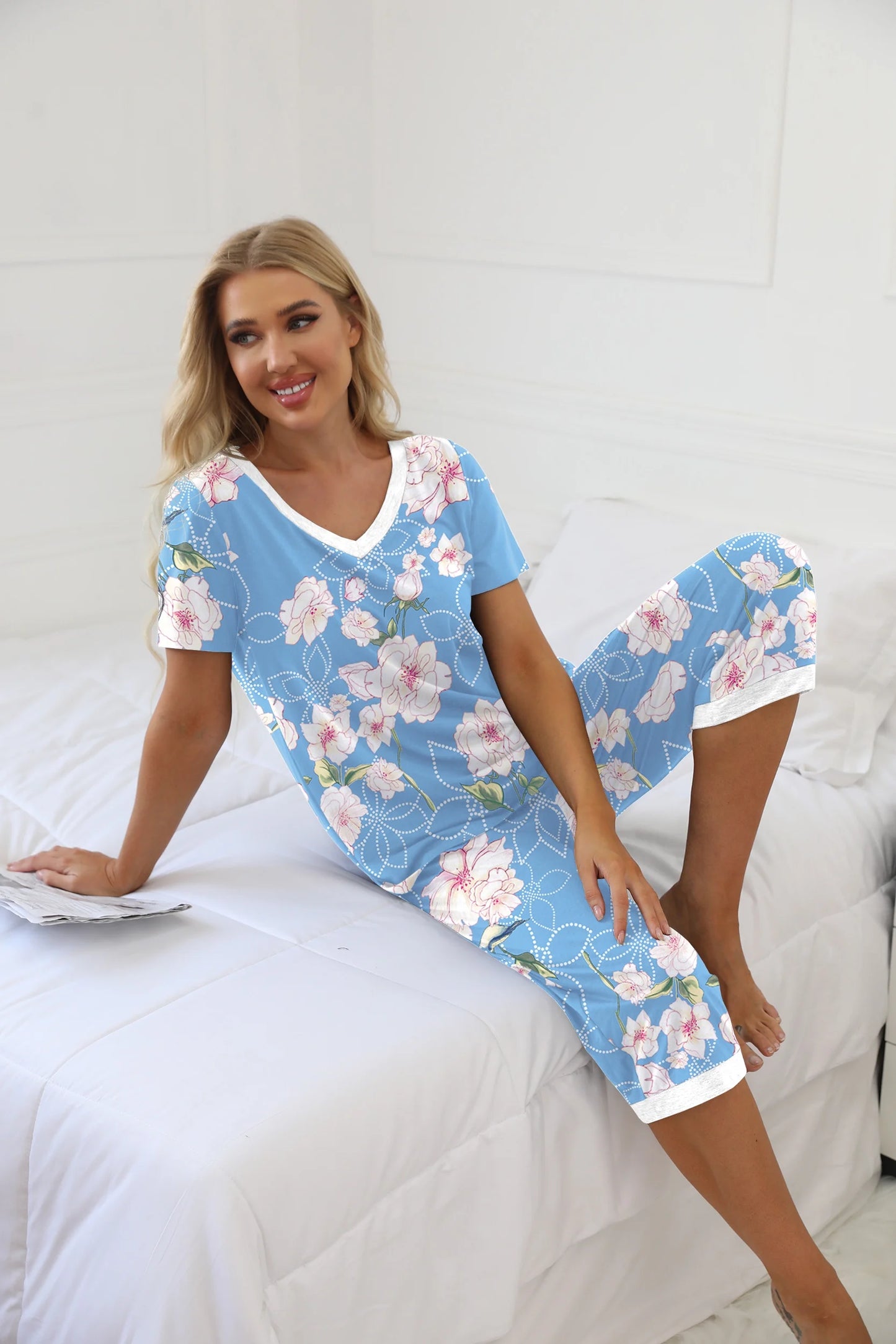 Women'S Pajama Sets Short Sleeve Shirt and Capri Soft Pajama Sets with Pockets