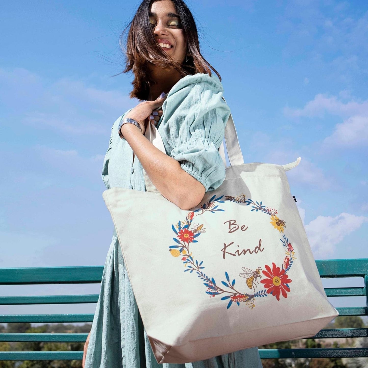 Aesthetic Canvas Tote Bag for Women Large Zipper Tote Bags with Pocket, Womens Tote Bag for Yoga, Work, Beach