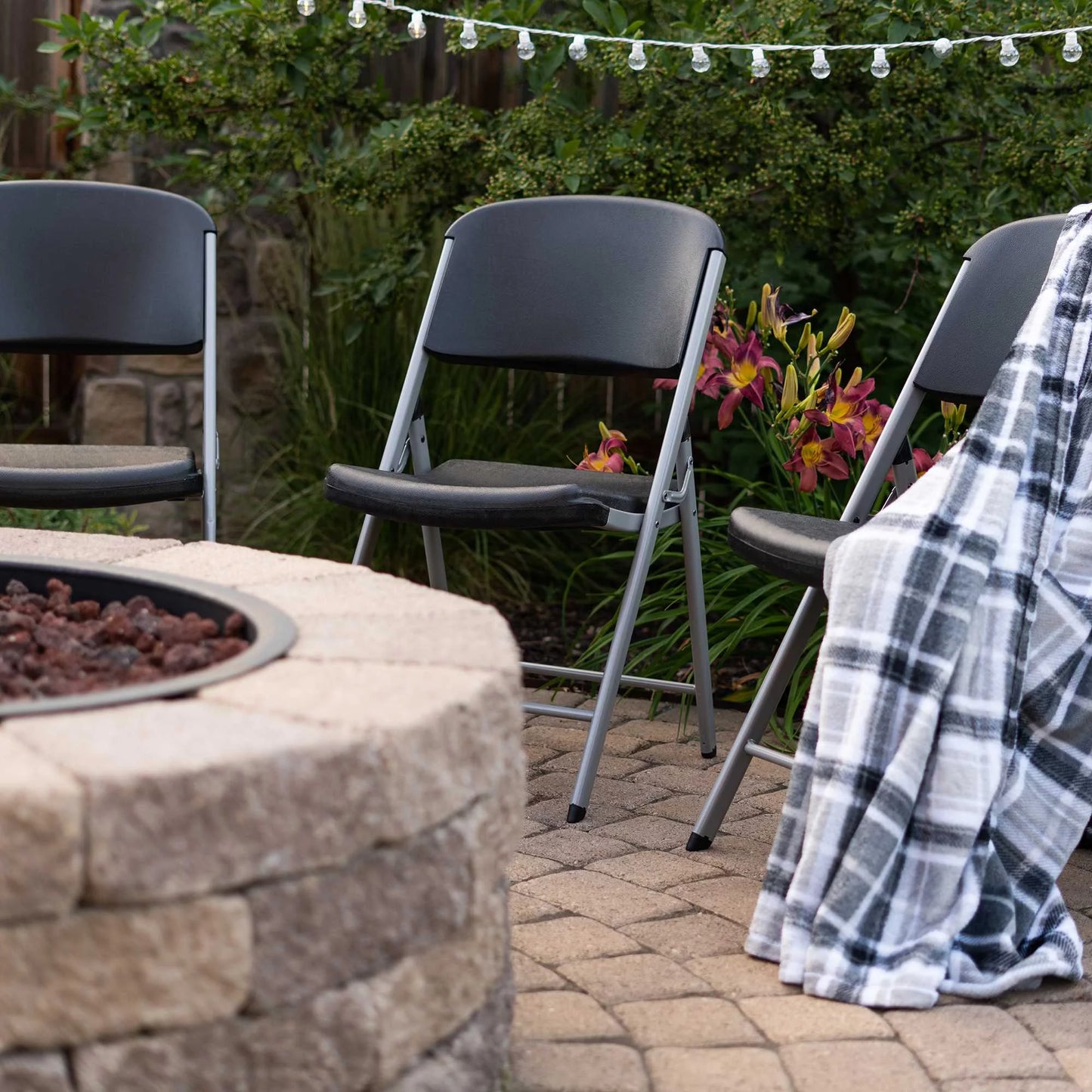 Folding Chair, Indoor/Outdoor Commercial, Black, 6 Pack (80844)