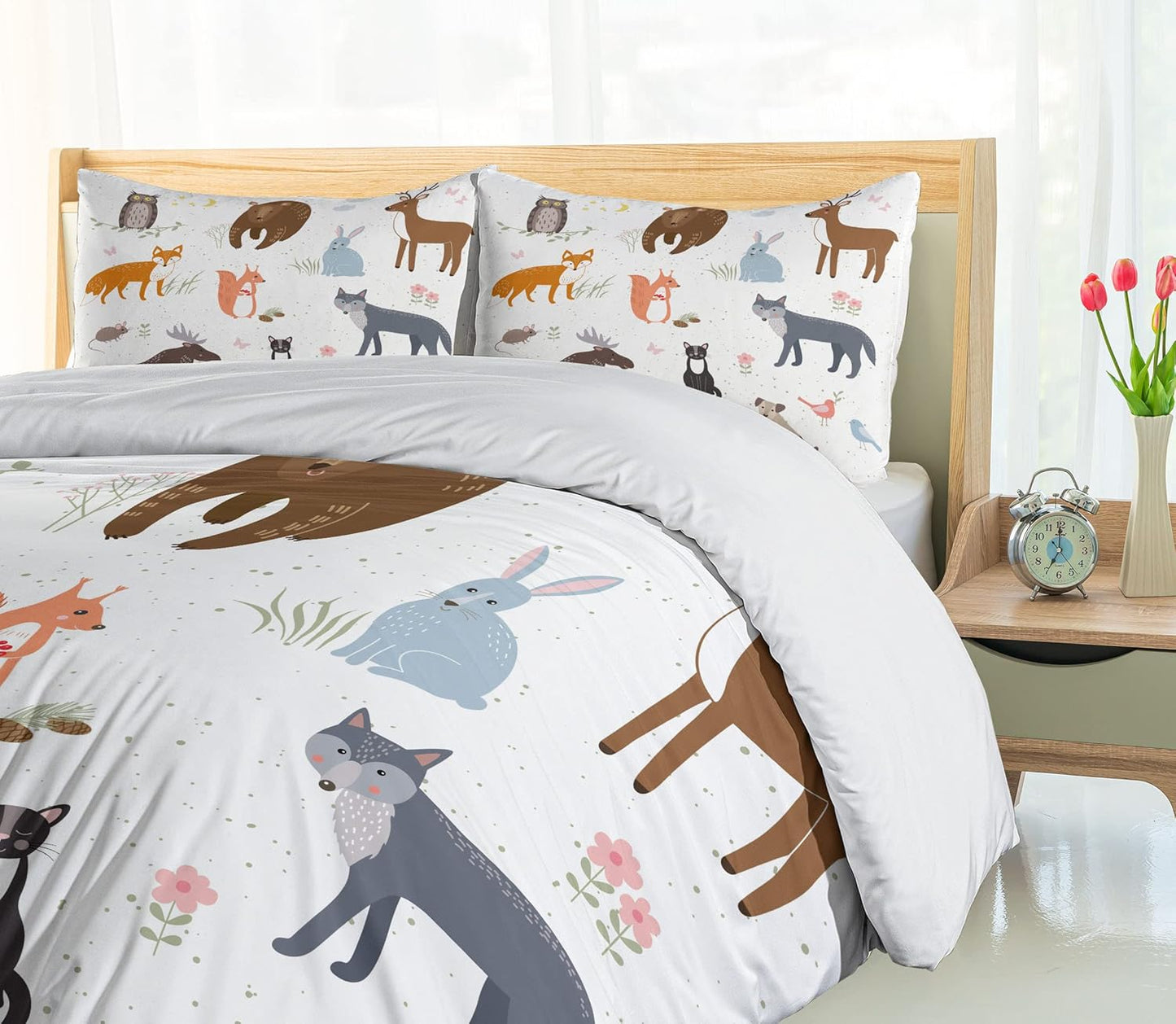 Cabin Duvet Cover Set, Animals in the Springtime Meadow Woodland Fauna Room, Decorative 3 Piece Bedding Set with 2 Pillow Shams, Queen Size, Brown White