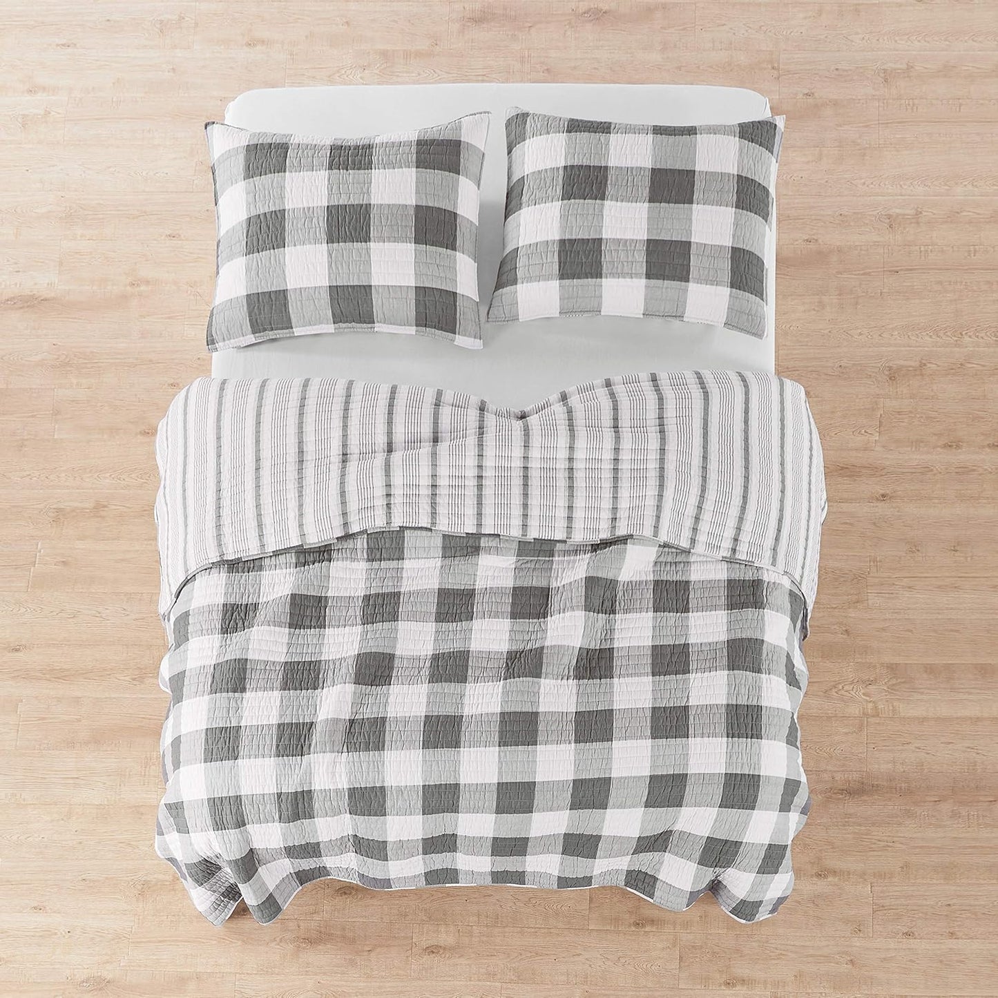 - Camden Quilt Set -Twin Quilt + One Standard Pillow Sham - Buffalo Check in Grey and Cream - Quilt Size (68 X 86 In.) and Pillow Sham Size (26 X 20 In.) - Reversible Pattern - Cotton
