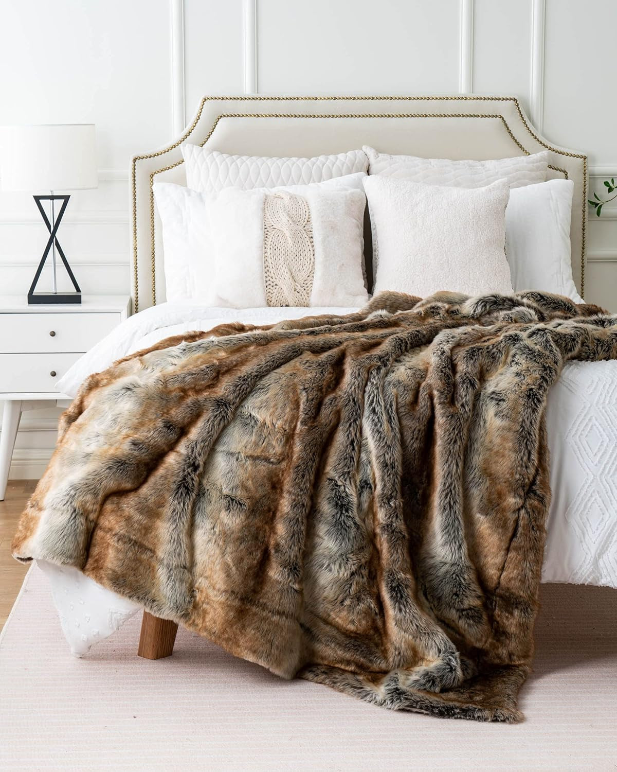 Luxury Brown Faux Fur Blanket Thick Warm Elegant Cozy Fuzzy Throw for Couch, Bed, Sofa Fluffy Blankets Decorative Reversible to Plush Velvet, 50"X60"