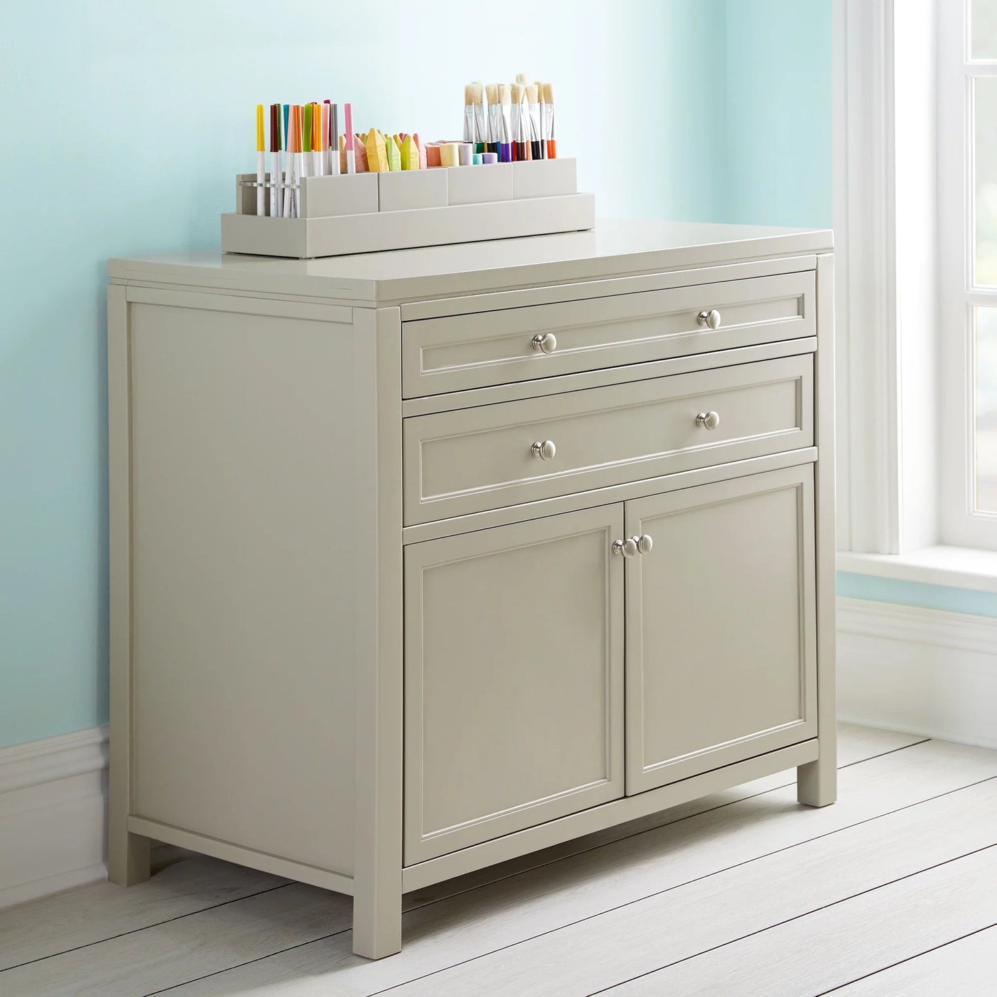 Crafting Kids' Artwork Storage