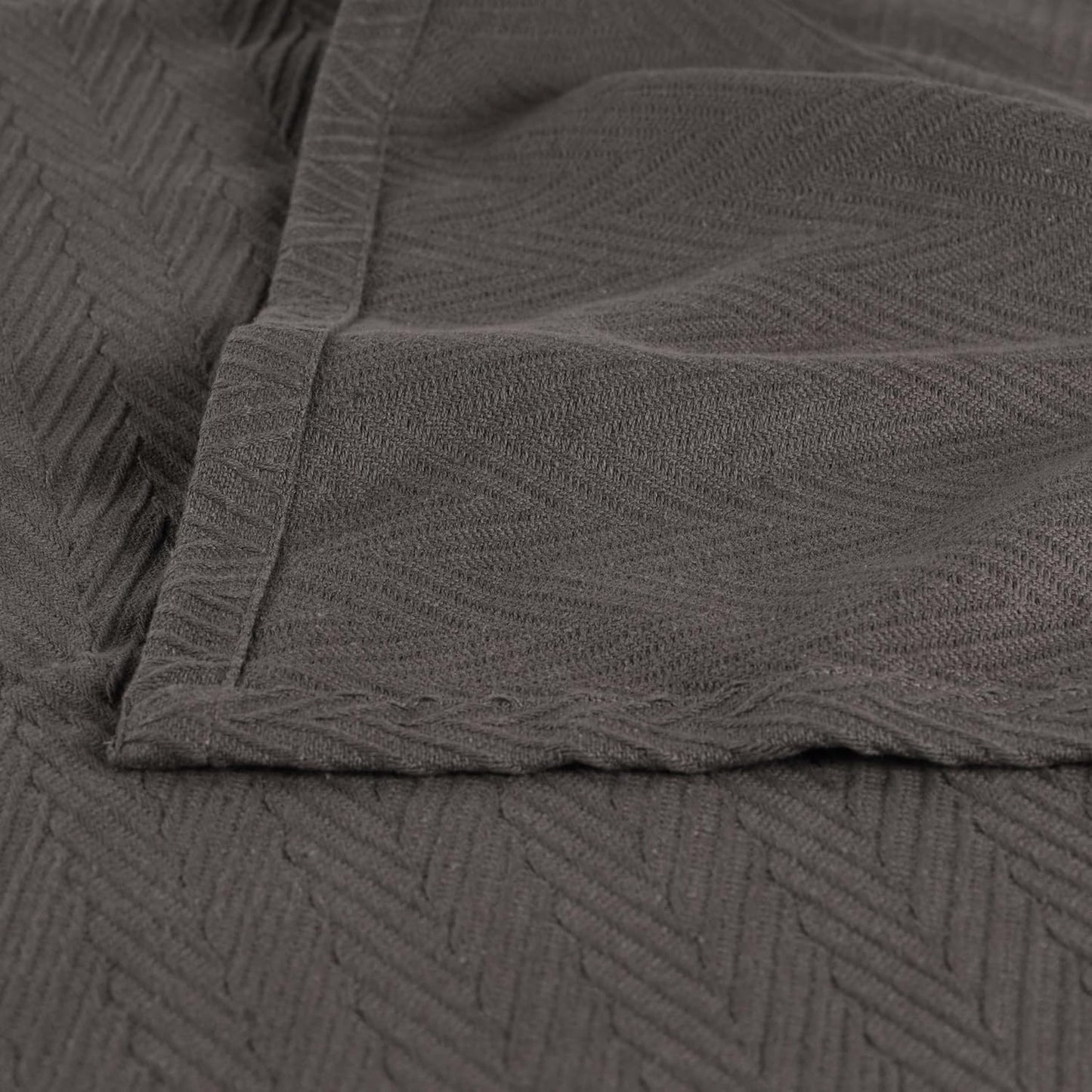 Metro All-Season Cotton Blanket, Woven Blanket for Couch, Bed, Bedding, Farmhouse, Home Essentials, Cute and Cozy Bohemian Blankets, Herringbone Weave, Full/Queen, Charcoal