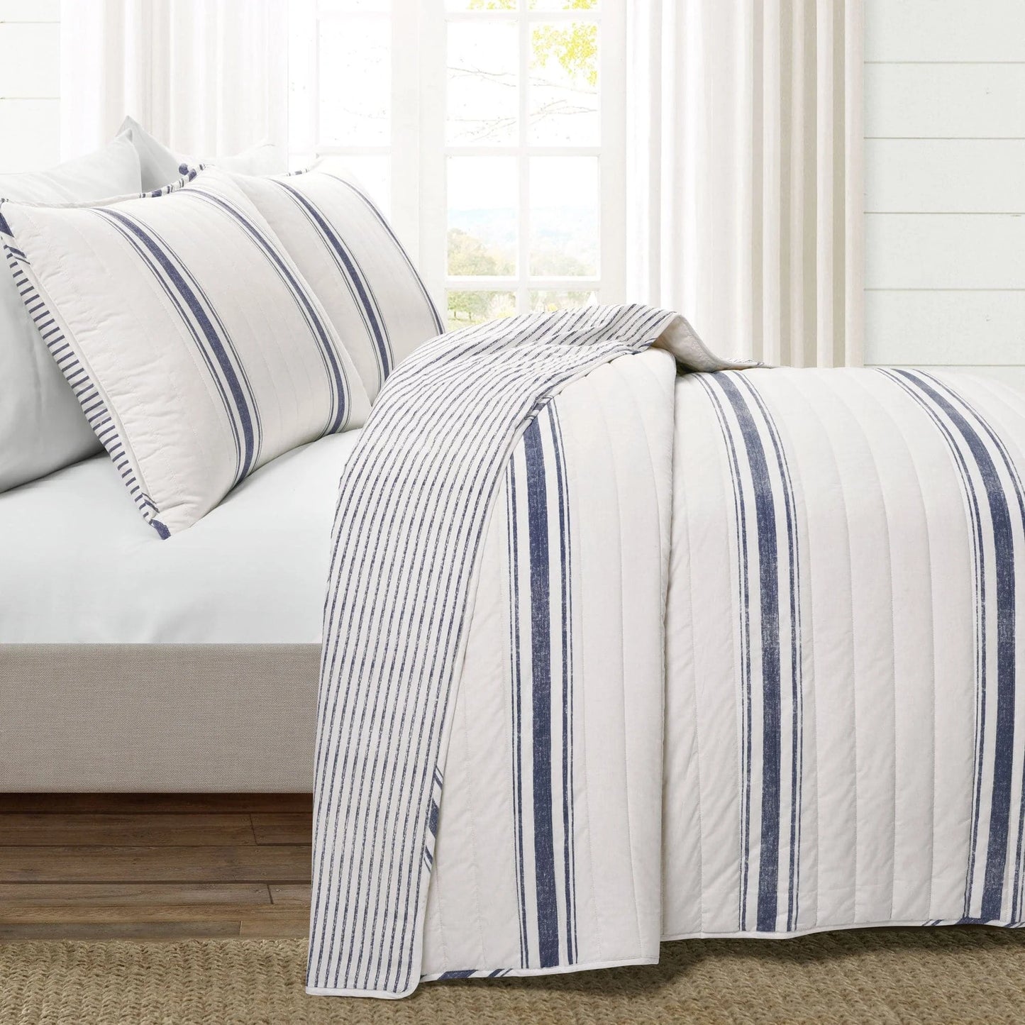 Farmhouse Stripe Reversible Cotton Quilt Black 2Pc Set Twin-Xl