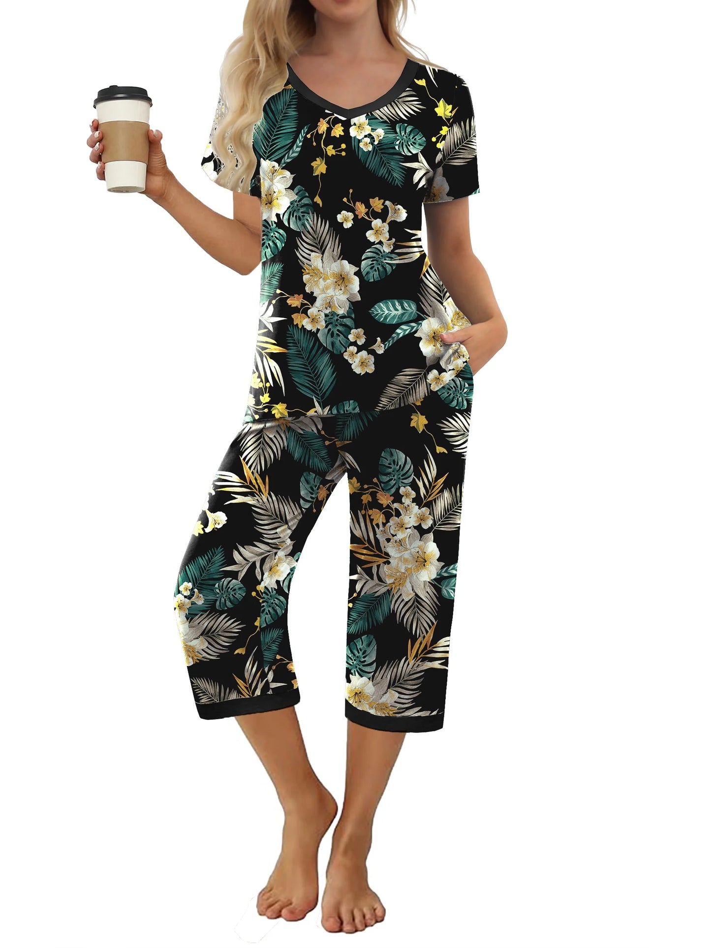 Women'S Pajama Sets Short Sleeve Shirt and Capri Soft Pajama Sets with Pockets