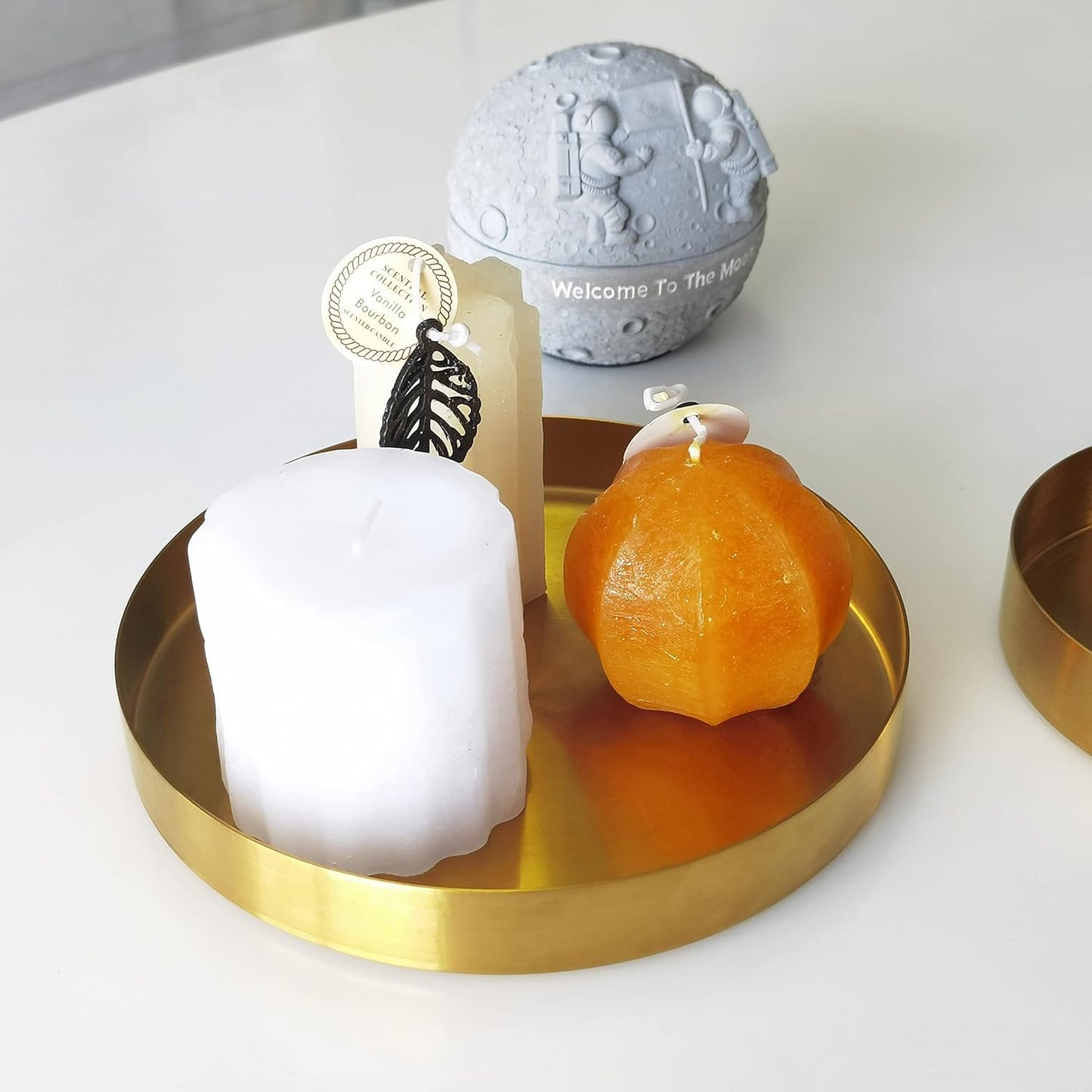 round Serving Tray, Perfume Organizer Candle Organization Centerpieces for Dinning Preppy Room Decor Coffee Table Desk Vanity Countertop Bathroom Storage Accessories, Brass Gold, 8 Inch