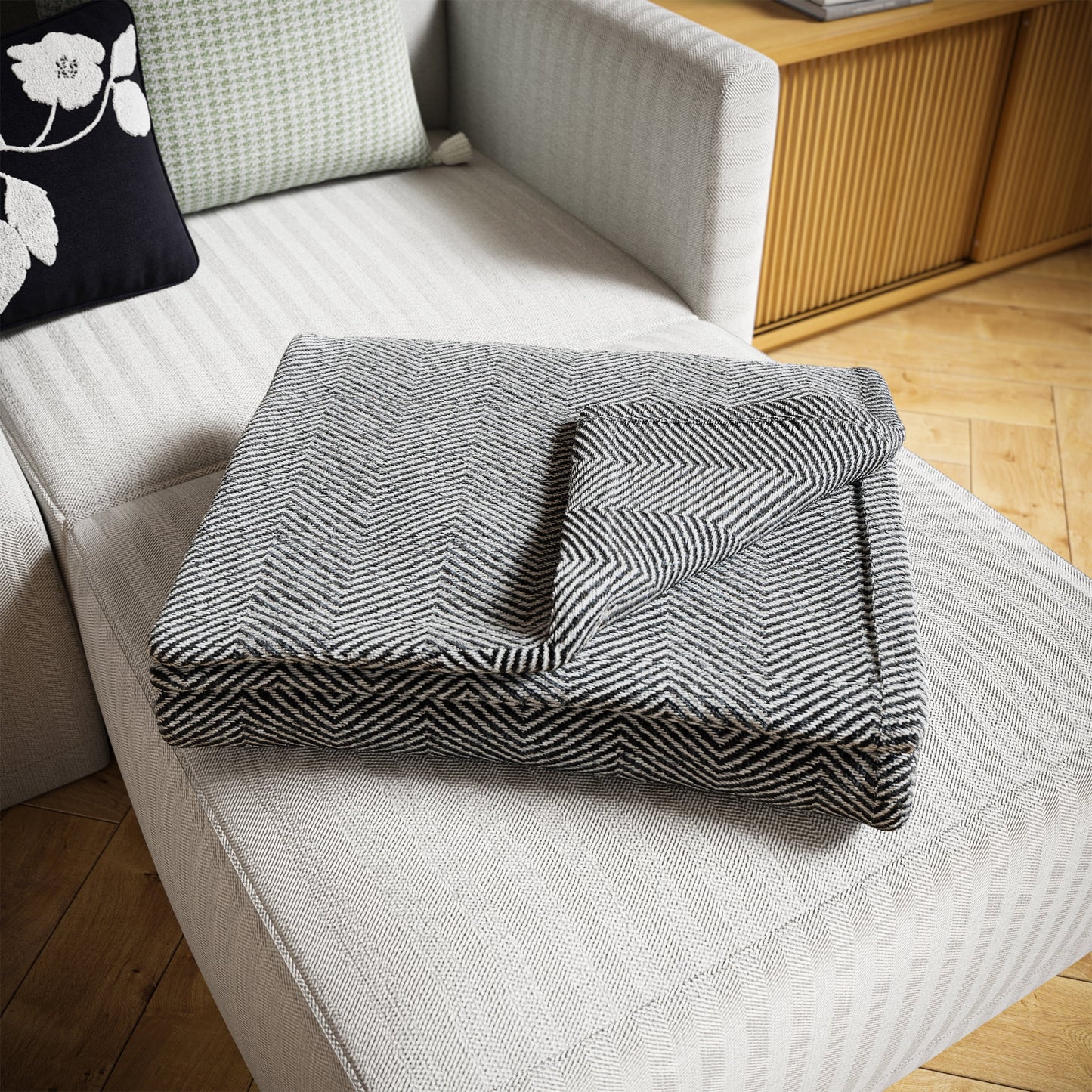 Beautiful Black & White Herringbone Throw by Drew Barrymore, 50" X 60"
