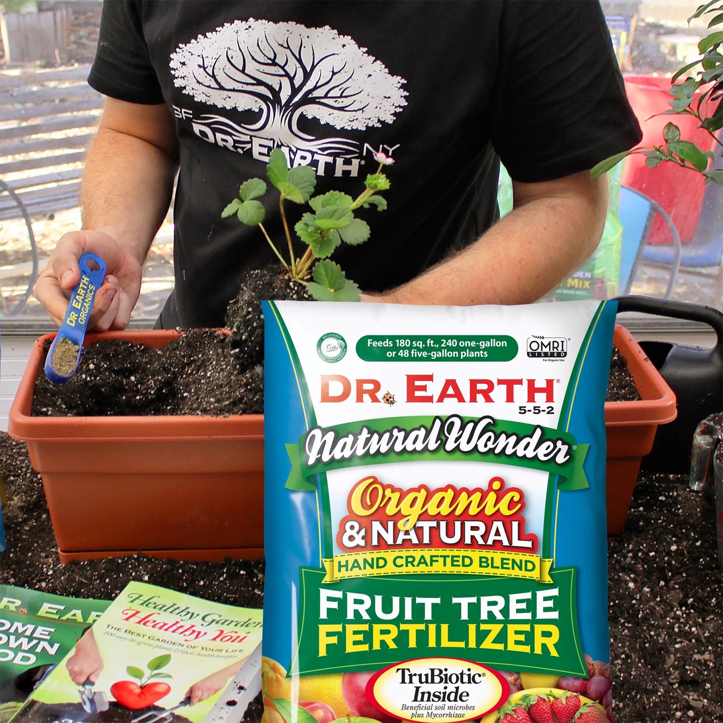 Natural & Organic Natural Wonder Fruit Tree Food 5-5-2 Fertilizer, 12 Lb.