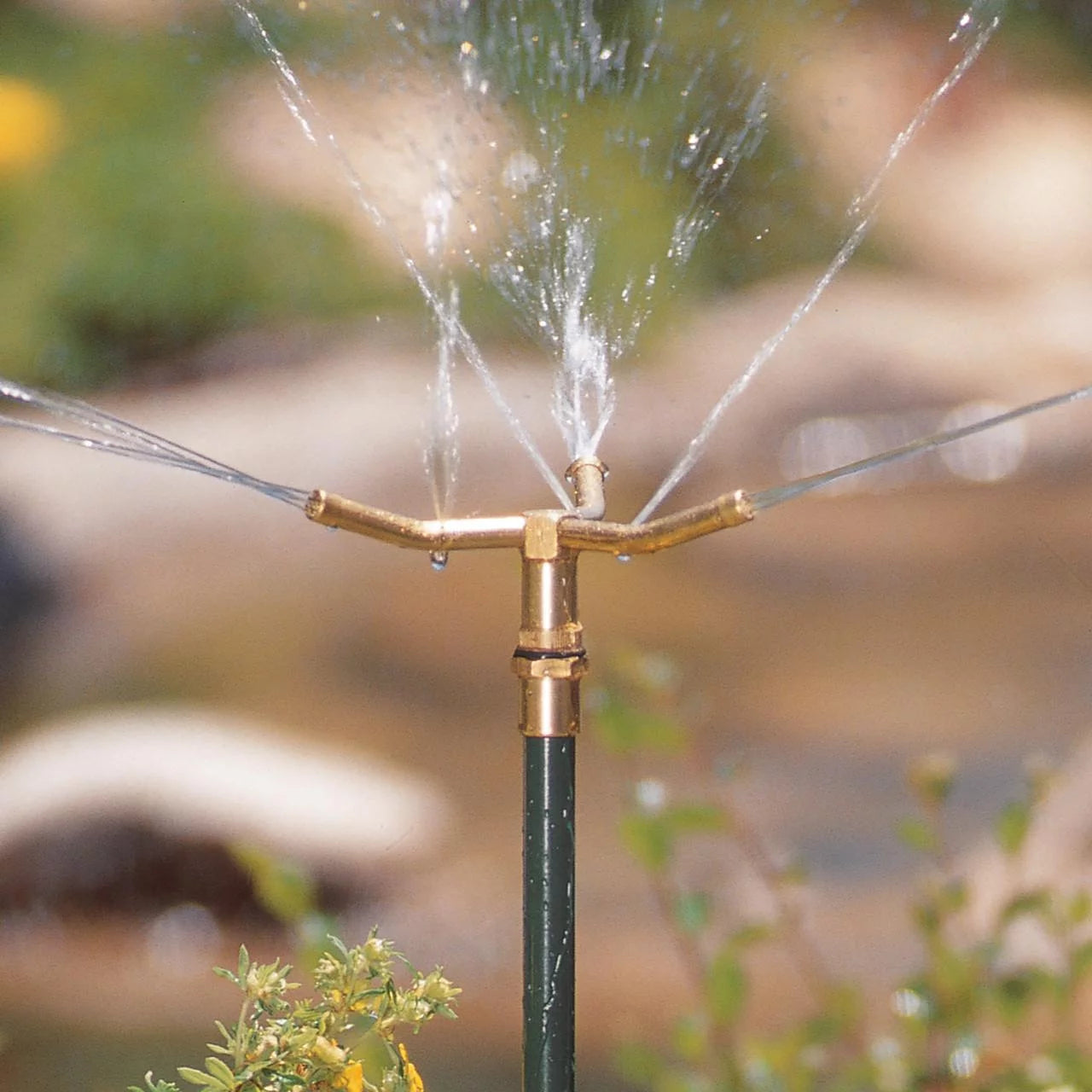 Irrigation 3-Arm Rotating Sprinkler on Telescoping Step Spike