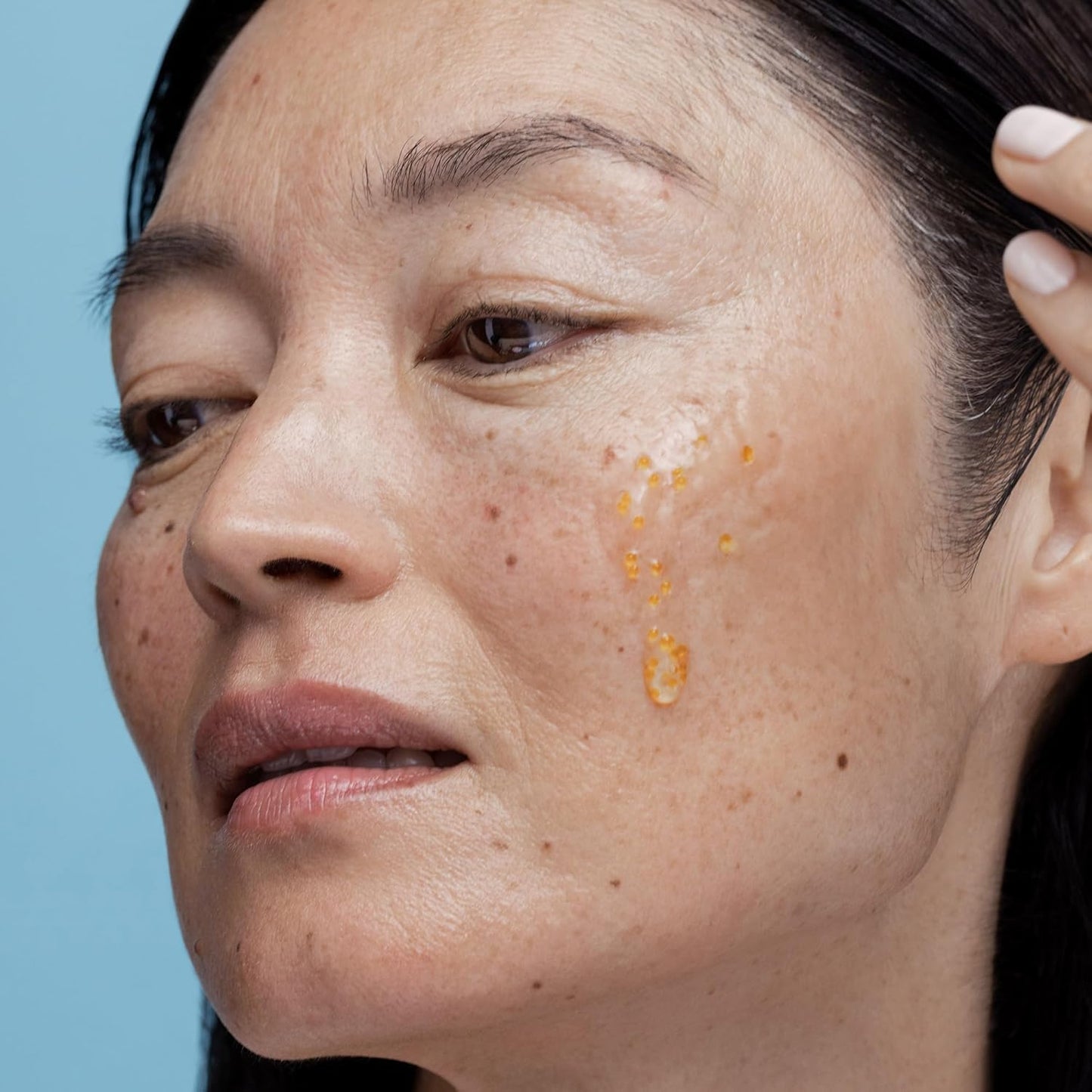 Daily Hydro-Drops Facial Serum – Hydrates & Helps Soften the Appearance of Fine Lines & Wrinkles