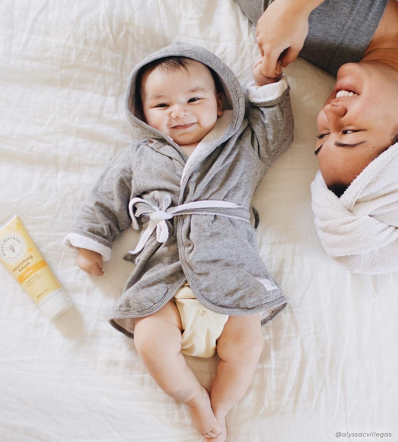 Burts Bees Baby Kids' Hooded Bathrobe