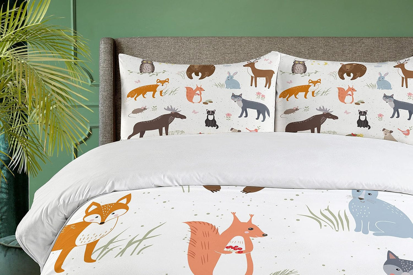 Cabin Duvet Cover Set, Animals in the Springtime Meadow Woodland Fauna Room, Decorative 3 Piece Bedding Set with 2 Pillow Shams, Queen Size, Brown White