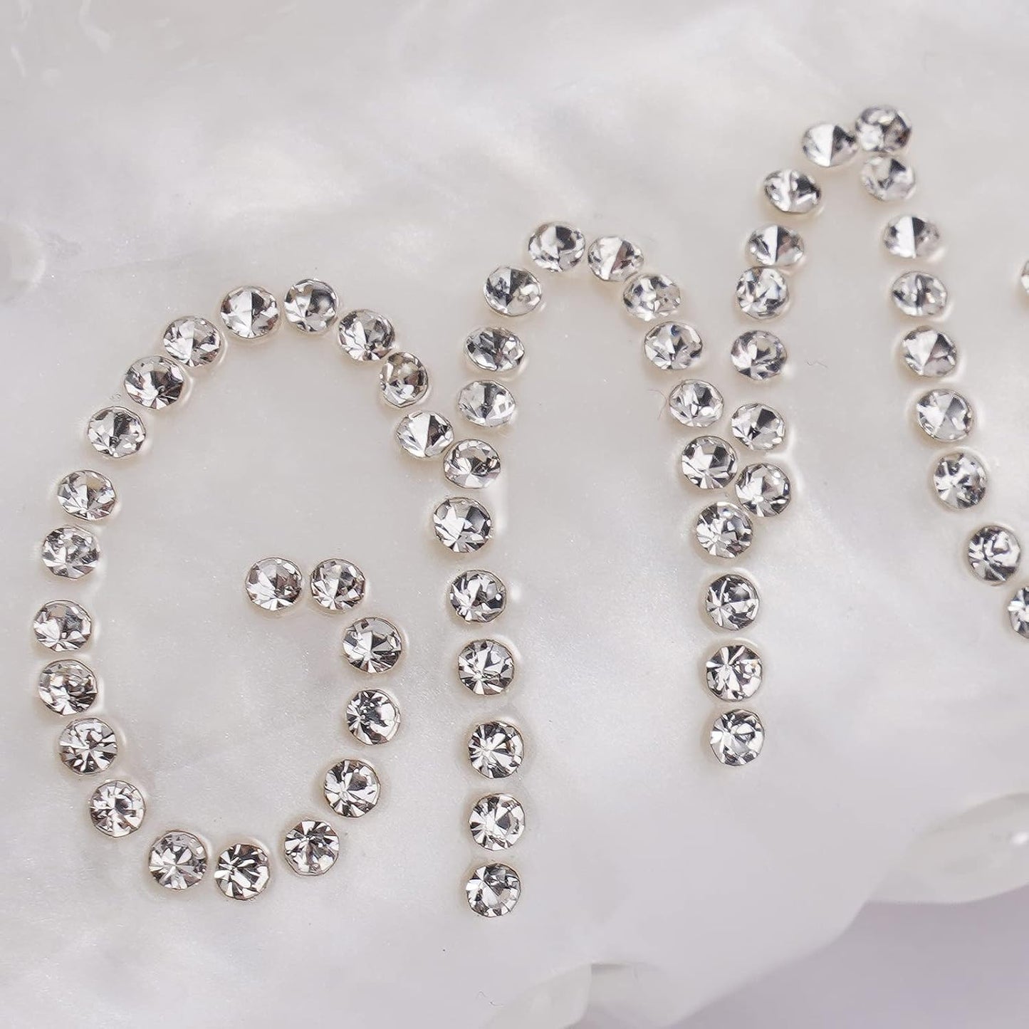 Hair Clip, White Acrylic Mrs Hair Clip with Double-Side Rhinestone Mrs Logo, Wedding Gift for Bride, Bridal Shower, Bachelorette Party Decorations Accessory, Bride Birthday
