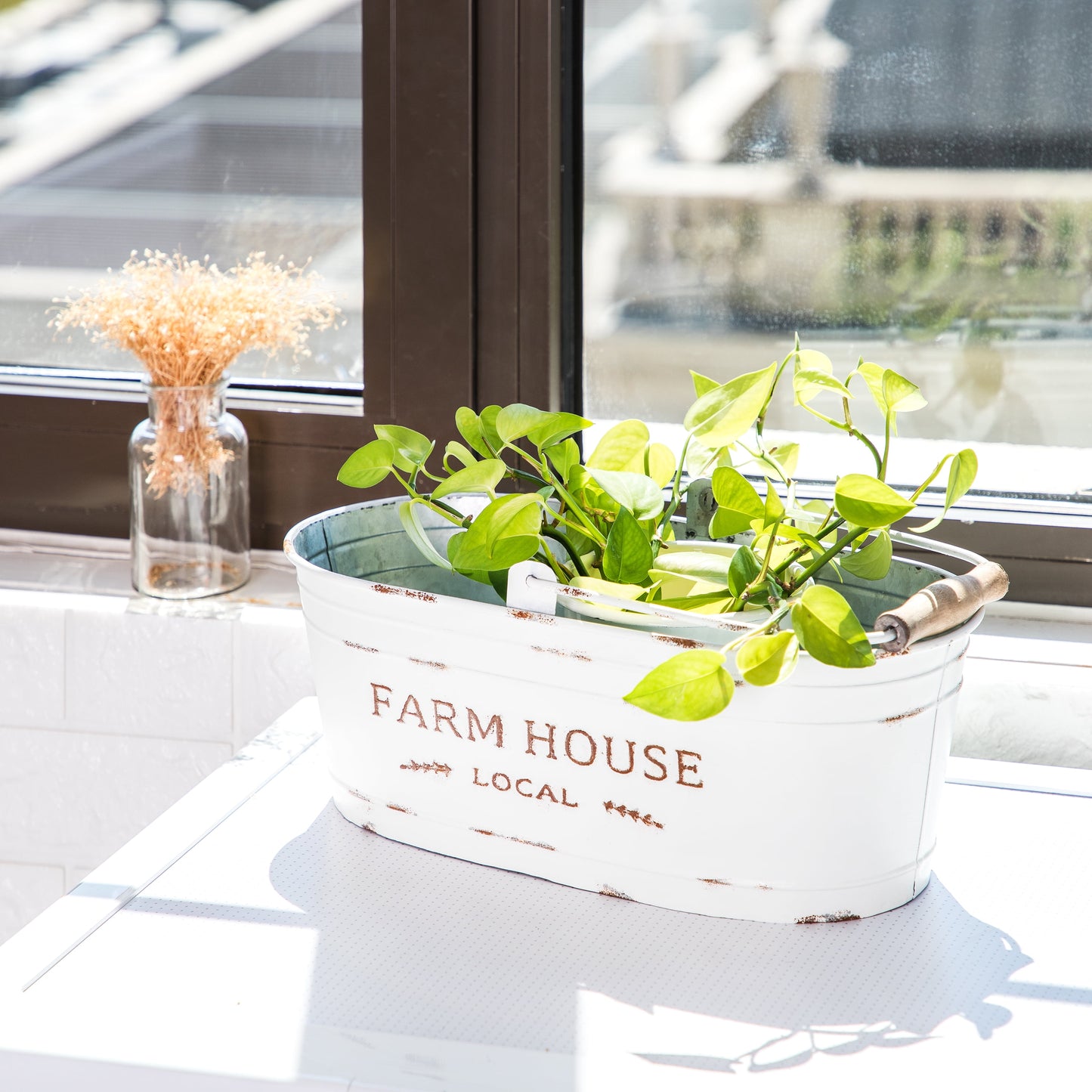 White Oval Farmhouse Bucket for Artificial Floral with Handle