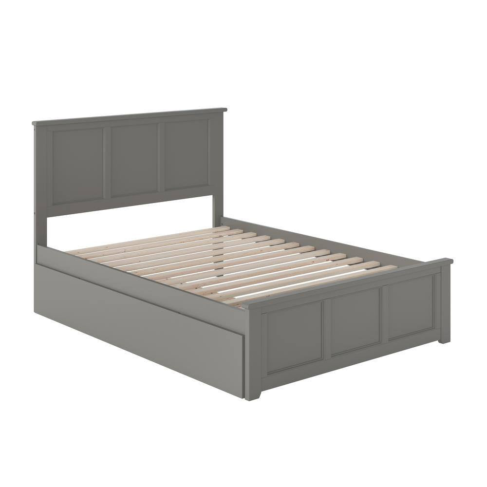 Madison Full Platform Bed with Matching Foot Board with Twin Size Urban Trundle Bed in Grey