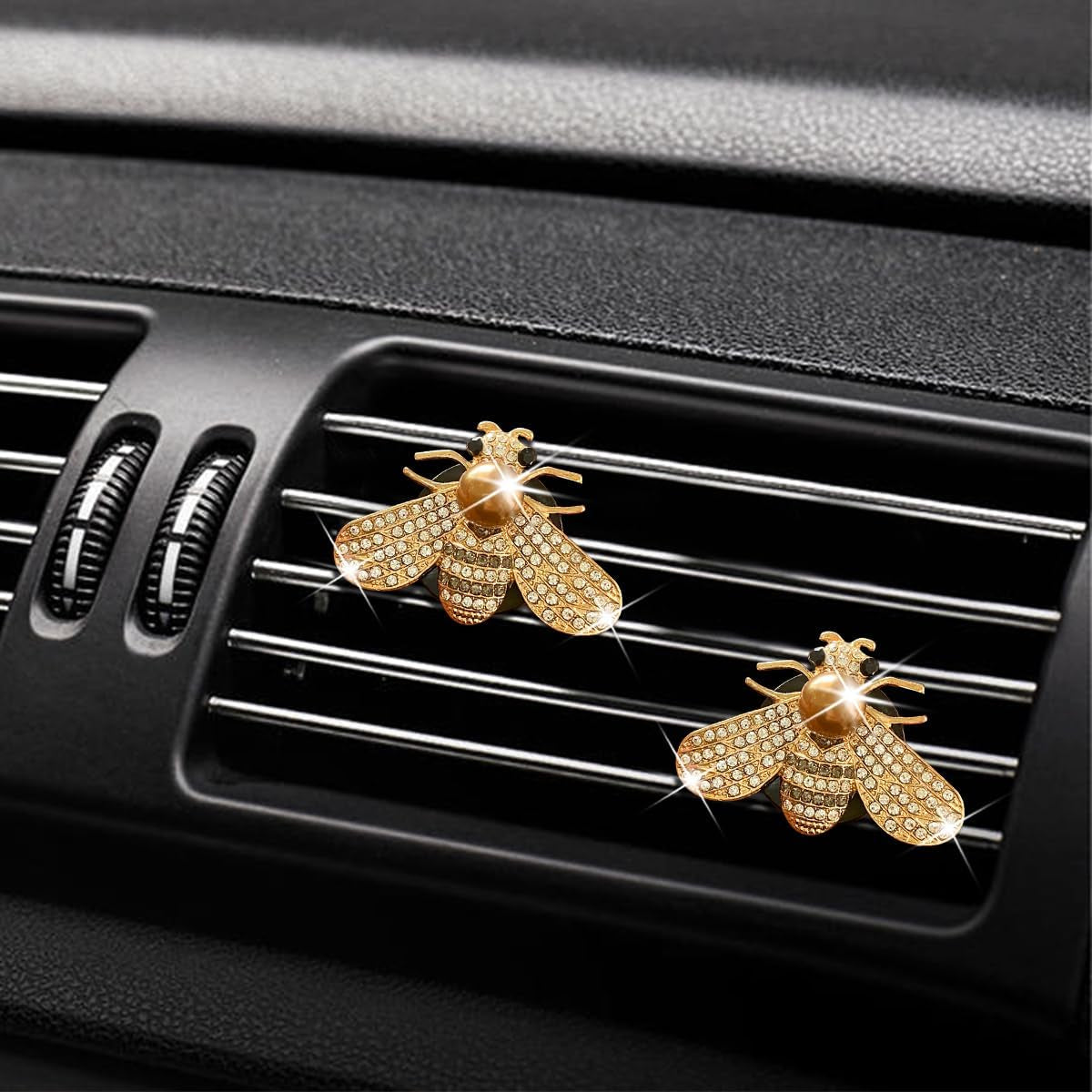 2 Pcs Bling Bee Air Vent Clips, Crystal Bee Car Air Conditioning Outlet Clip, Rhinestone Diamond Bee Auto Interior Decoration, Universal Vehicle Diffuser Vent Decors for Women (Style A)