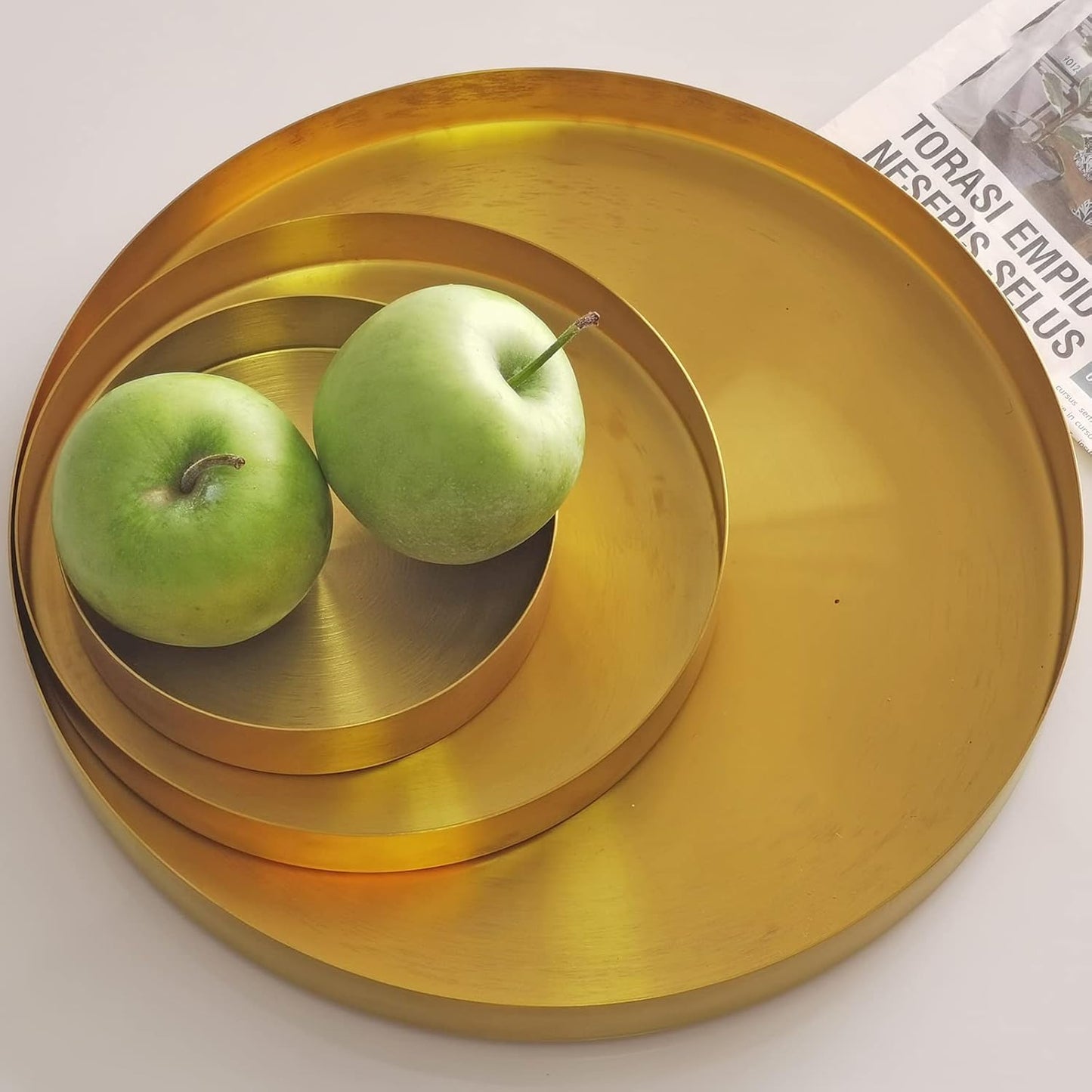 Metal round Decorative Tray, Perfume Jewelry Candle Organizer for Desk Vanity Countertop Bathroom Dresser Storage, Serving Platter for Kitchen Dinning Coffee Table, Brass Gold, 12 Inch