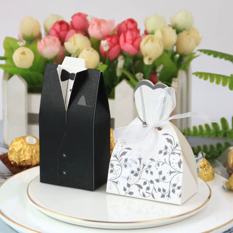 50/100Pcs Bride and Groom Wedding Favor and Gifts Bag Candy Box DIY with Ribbon Wedding Decoration Souvenirs Party Supplies