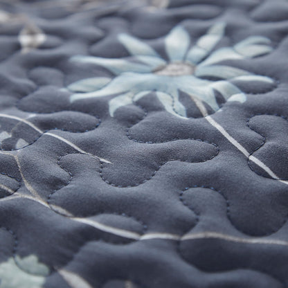 Oversized Queen Size Quilt Bedding Set, All Season Lightweight Bedspread, Boho Coverlet Full Size, Floral Bedding 3-Piece Set with Two Matching Shams, Full/Queen, Blue