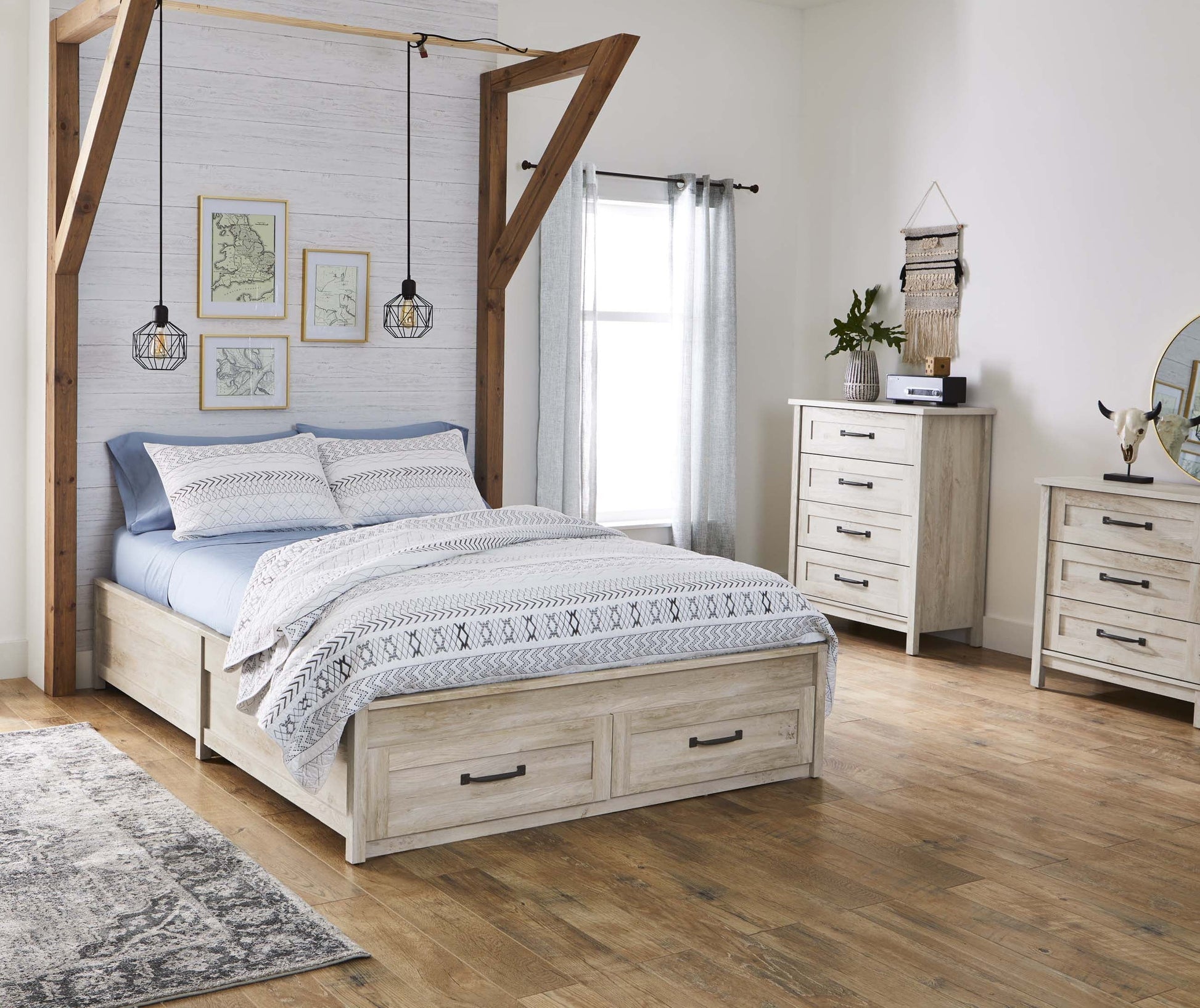 Modern Farmhouse Queen Platform Bed, Rustic White Finish