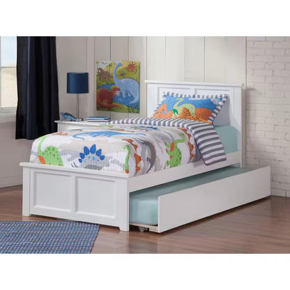 Madison Full Platform Bed with Matching Foot Board with Twin Size Urban Trundle Bed in Grey