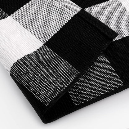 Buffalo Plaid Outdoor Rug Runner Doormat 24'' X 51", Black/White Cotton Woven Checkered Farmhouse Porch Outdoor Rugs, Washable Indoor Door Mat for Front Layered Kitchen Bathroom Laundry Room