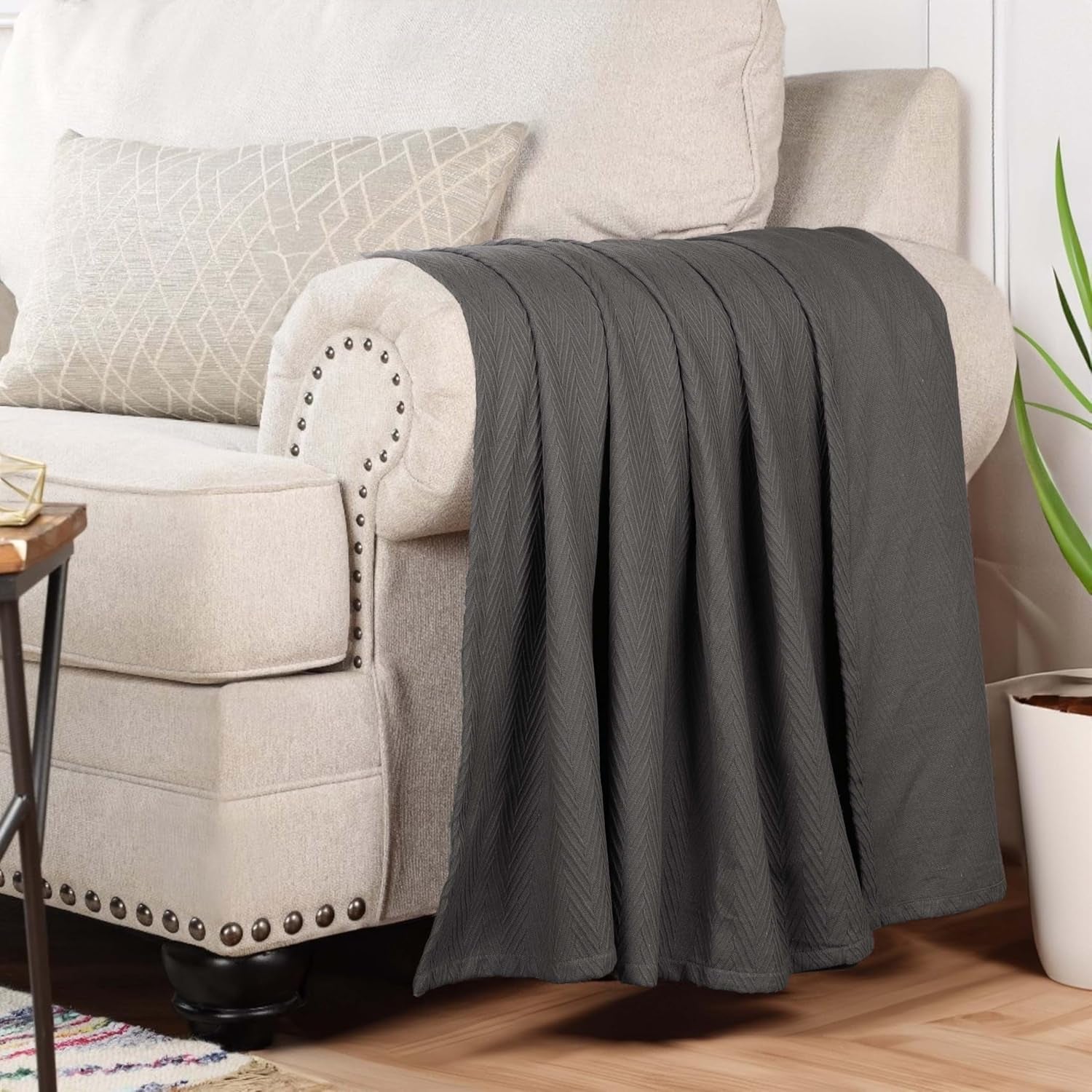 Metro All-Season Cotton Blanket, Woven Blanket for Couch, Bed, Bedding, Farmhouse, Home Essentials, Cute and Cozy Bohemian Blankets, Herringbone Weave, Full/Queen, Charcoal