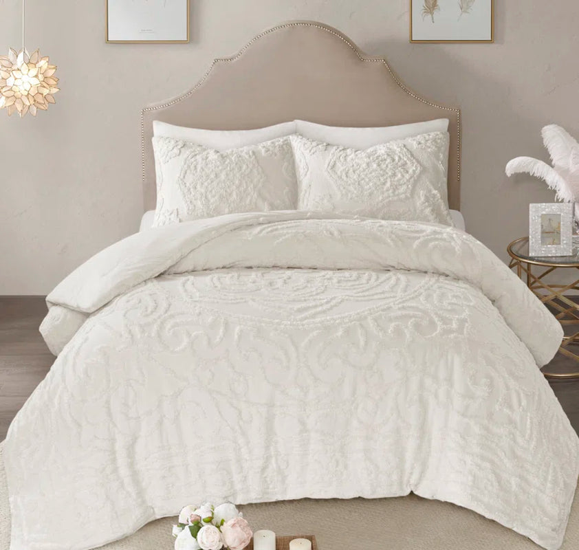 Laetitia Tufted Cotton Chenille Medallion Comforter Set