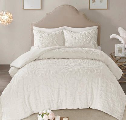 Laetitia Tufted Cotton Chenille Medallion Comforter Set