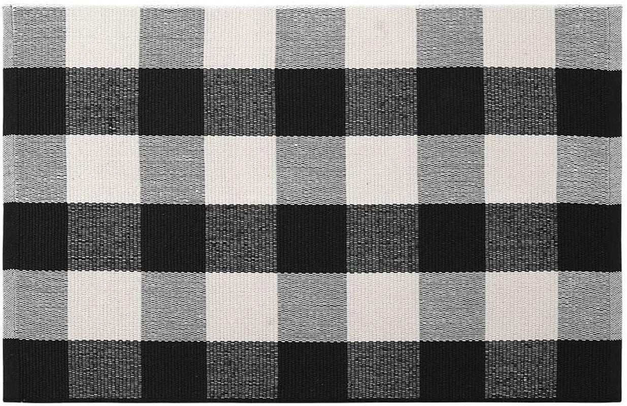 Buffalo Plaid Outdoor Rug Runner Doormat 24'' X 51", Black/White Cotton Woven Checkered Farmhouse Porch Outdoor Rugs, Washable Indoor Door Mat for Front Layered Kitchen Bathroom Laundry Room