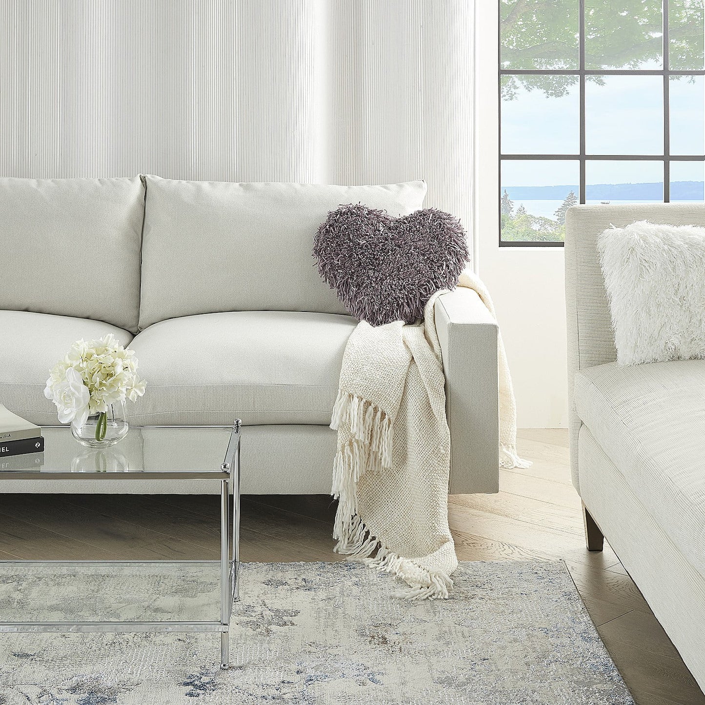 Mina Victory Frame Heart Shag Modern Polyester Throw Pillow in Lavender Purple