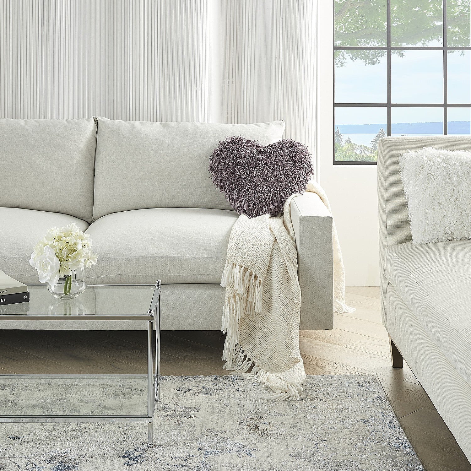 Mina Victory Frame Heart Shag Modern Polyester Throw Pillow in Lavender Purple